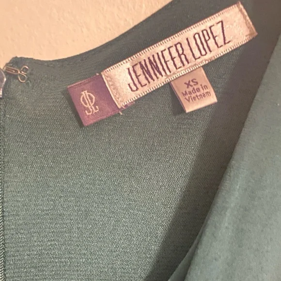 Jennifer Lopez Green bodycon Dress - Picture 3 of 4